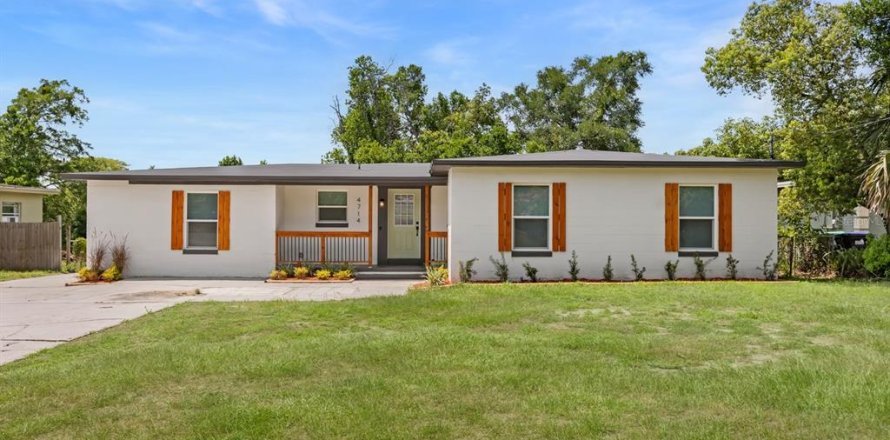 House in Orlando, Florida 4 bedrooms, 176.89 sq.m. № 1796036