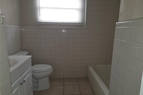 Casa en alquiler en Tampa, Florida, 3 dormitorios, 82.5 m2 № 1807479 - foto 5