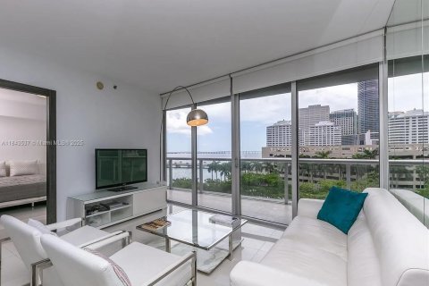 Condo in Miami, Florida, 2 bedrooms  № 1836501 - photo 8