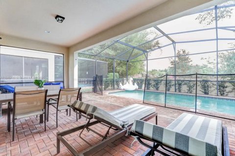 House in Kissimmee, Florida 5 bedrooms № 1849027 - photo 13