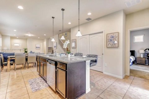 House in Kissimmee, Florida 5 bedrooms № 1849027 - photo 5