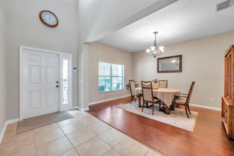 House in Tampa, Florida 4 bedrooms, 290.78 sq.m. № 1750101 - photo 21