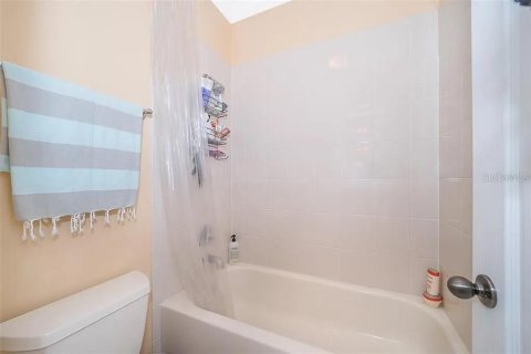 Villa ou maison à louer à Orlando, Floride: 4 chambres, 246.19 m2 № 2112002 - photo 24
