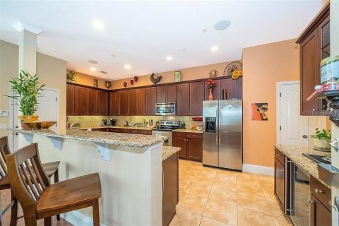 Villa ou maison à louer à Orlando, Floride: 4 chambres, 246.19 m2 № 2112002 - photo 8