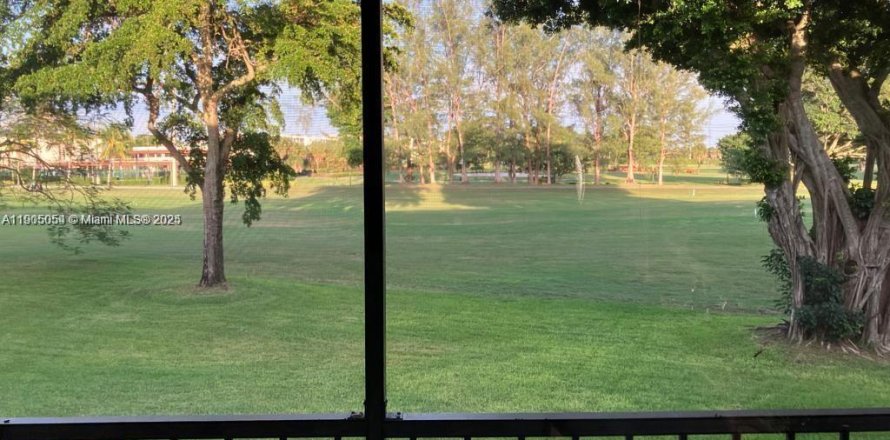 Condo à Pembroke Pines, Floride, 2 chambres № 1955191