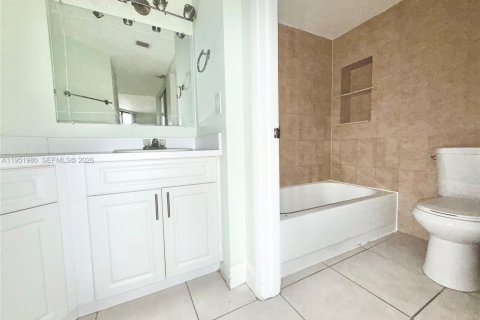 Снять в аренду кондоминиум в Майами, Флорида 2 спальни, 106.19м2, № 2006104 - фото 6