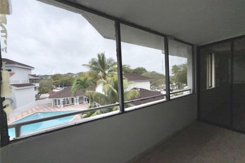 Снять в аренду кондоминиум в Майами, Флорида 2 спальни, 106.19м2, № 2006104 - фото 15