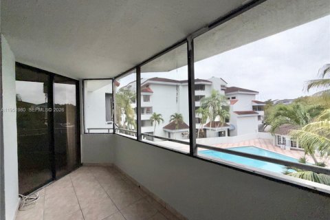 Снять в аренду кондоминиум в Майами, Флорида 2 спальни, 106.19м2, № 2006104 - фото 14