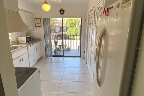 Condo in Hudson, Florida, 2 bedrooms  № 1909753 - photo 16
