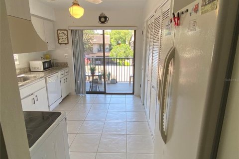Condo in Hudson, Florida, 2 bedrooms  № 1909753 - photo 12