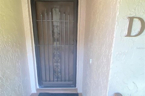 Condo in Hudson, Florida, 2 bedrooms  № 1909753 - photo 9