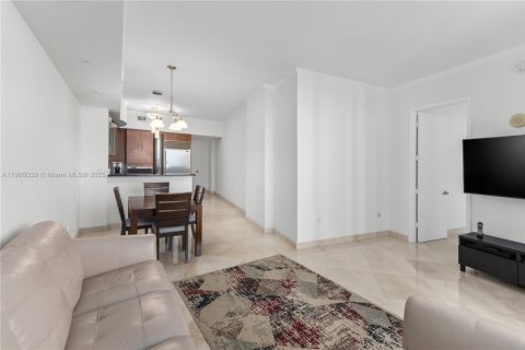 Condo in Sunny Isles Beach, Florida, 1 bedroom  № 1956617 - photo 7