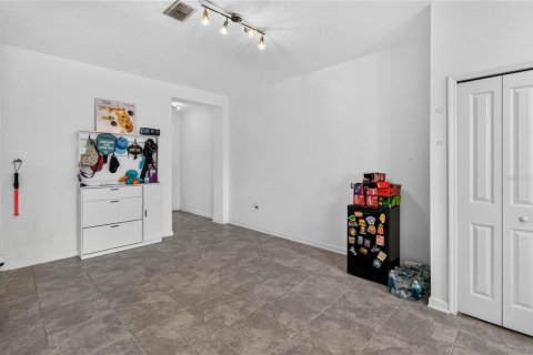 Adosado en venta en Davenport, Florida, 4 dormitorios, 180.6 m2 № 2298097 - foto 5