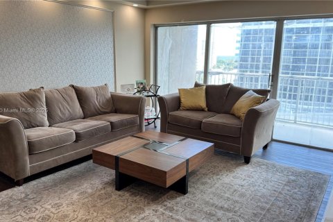 Condominio en alquiler en Hallandale Beach, Florida, 2 dormitorios, 115.2 m2 № 1962938 - foto 9