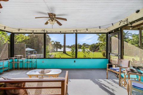 Villa ou maison à vendre à Lehigh Acres, Floride: 2 chambres, 98.1 m2 № 2431603 - photo 10