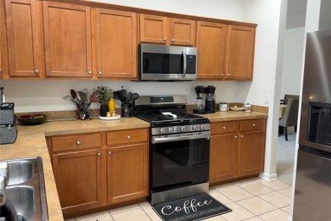 Touwnhouse à louer à DeLand, Floride: 3 chambres, 155.61 m2 № 2377553 - photo 12
