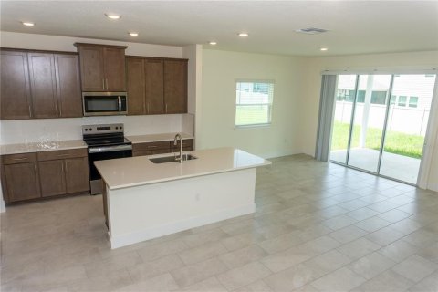 House in Newberry, Florida 4 bedrooms, 291.62 sq.m. № 2393504 - photo 11