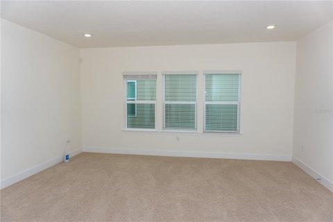 House in Newberry, Florida 4 bedrooms, 291.62 sq.m. № 2393504 - photo 19