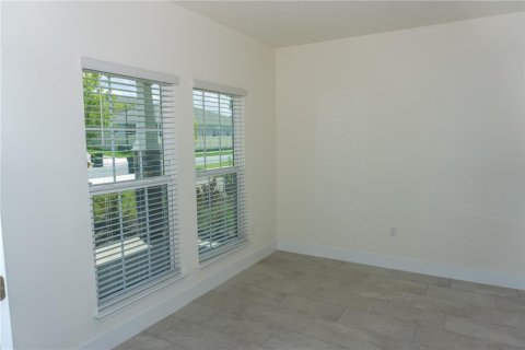 House in Newberry, Florida 4 bedrooms, 291.62 sq.m. № 2393504 - photo 5