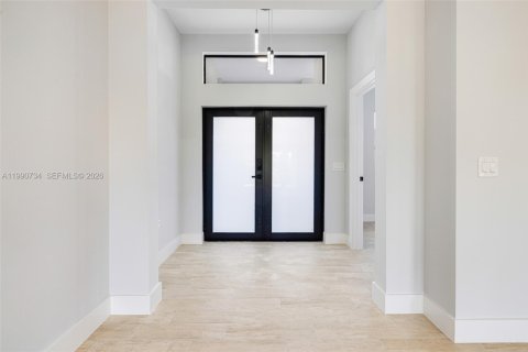 Casa en alquiler en Lehigh Acres, Florida, 4 dormitorios, 178.28 m2 № 2057865 - foto 4