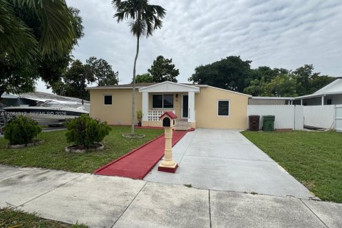 Villa ou maison à Hialeah, Floride 3 chambres, 88.54 m2 № 2274071