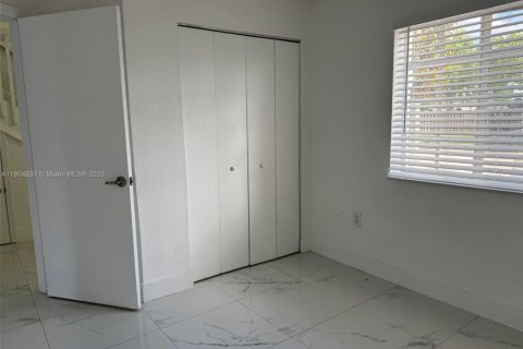 Adosado en alquiler en Florida City, Florida, 3 dormitorios, 125.42 m2 № 1956504 - foto 13