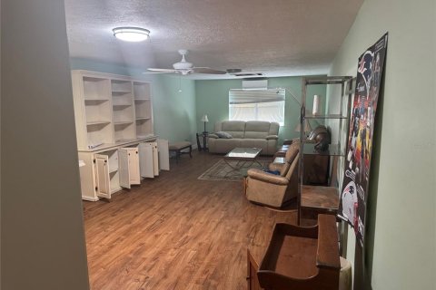 Commercial property in Wildwood, Florida 155.33 sq.m. № 1675485 - photo 11