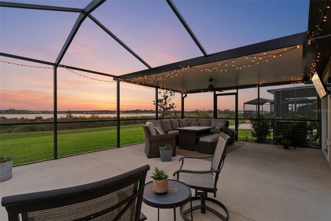 Villa ou maison à vendre à Wesley Chapel, Floride: 4 chambres, 180.14 m2 № 2416608 - photo 2