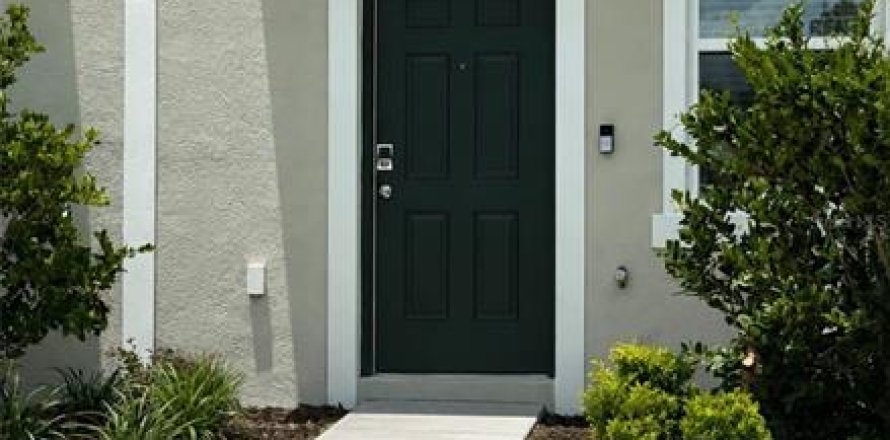 Adosado en Kissimmee, Florida 2 dormitorios, 128.67 m2 № 2148110