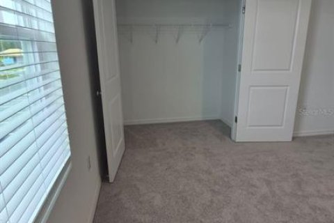 Adosado en alquiler en Kissimmee, Florida, 2 dormitorios, 128.67 m2 № 2148110 - foto 2