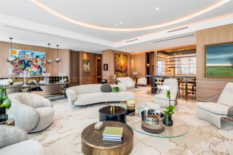 Condo in Miami, Florida, 5 bedrooms  № 1864621 - photo 4