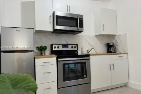 Appartement à louer à Miami, Floride: 1 chambre, 39.02 m2 № 2171354 - photo 3