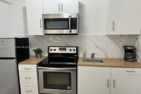 Appartement à louer à Miami, Floride: 1 chambre, 39.02 m2 № 2171354 - photo 4