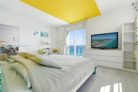 Copropriété à vendre à Hollywood, Floride: 2 chambres, 108.97 m2 № 2434030 - photo 21