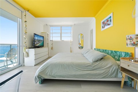 Copropriété à vendre à Hollywood, Floride: 2 chambres, 108.97 m2 № 2434030 - photo 19