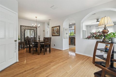 Adosado en venta en Wesley Chapel, Florida, 3 dormitorios, 170.2 m2 № 1640118 - foto 12