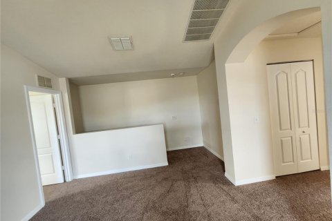 House in Orlando, Florida 4 bedrooms, 201.13 sq.m. № 2093993 - photo 27