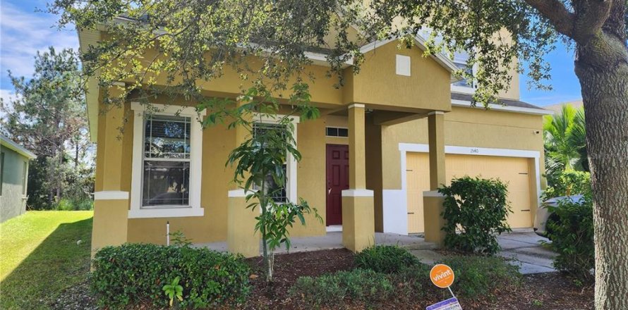 House in Orlando, Florida 4 bedrooms, 201.13 sq.m. № 2093993