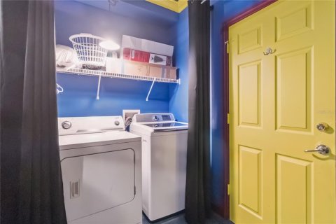 Villa ou maison à louer à Davenport, Floride: 5 chambres, 213.12 m2 № 1895010 - photo 18