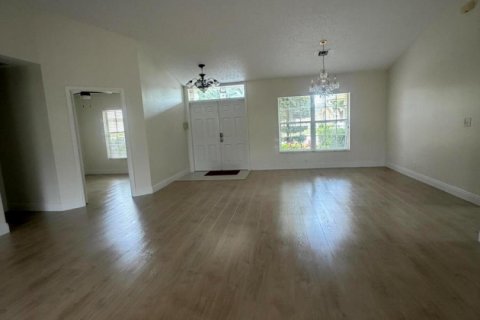 House in Wellington, Florida 4 bedrooms, 197.14 sq.m. № 2083253 - photo 4