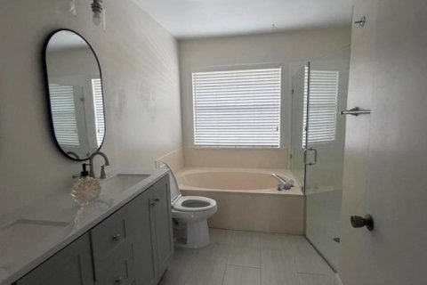 House in Wellington, Florida 4 bedrooms, 197.14 sq.m. № 2083253 - photo 9