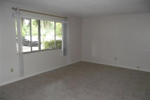 Casa en alquiler en Gainesville, Florida, 3 dormitorios, 111.48 m2 № 1837284 - foto 2