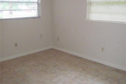 Casa en alquiler en Gainesville, Florida, 3 dormitorios, 111.48 m2 № 1837284 - foto 13