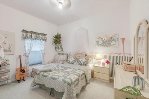 Купить виллу или дом в Кейп-Корал, Флорида 13 комнат, 211.07м2, № 2429098 - фото 23