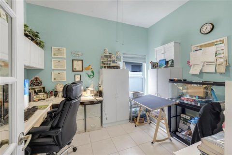 Купить виллу или дом в Кейп-Корал, Флорида 13 комнат, 211.07м2, № 2429098 - фото 26