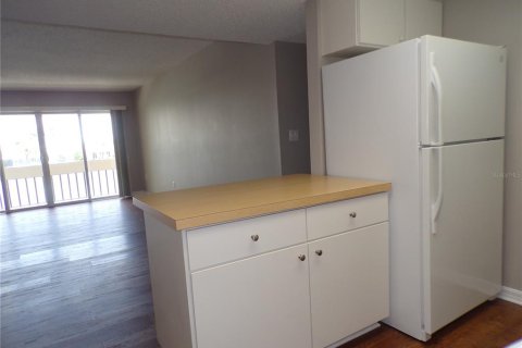 Copropriété à louer à Punta Gorda, Floride: 2 chambres, 103.49 m2 № 2099581 - photo 4