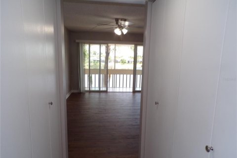 Copropriété à louer à Punta Gorda, Floride: 2 chambres, 103.49 m2 № 2099581 - photo 14