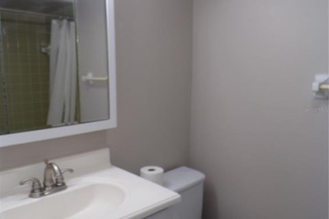 Copropriété à louer à Punta Gorda, Floride: 2 chambres, 103.49 m2 № 2099581 - photo 11