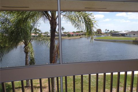 Copropriété à louer à Punta Gorda, Floride: 2 chambres, 103.49 m2 № 2099581 - photo 27