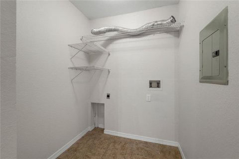 Condo in Lutz, Florida, 2 bedrooms  № 1850205 - photo 12